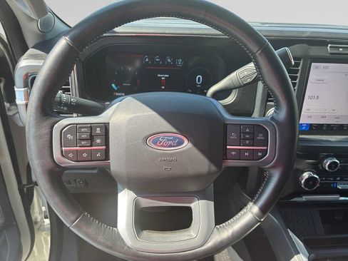 Used 2024 Ford F250 Lariat w/ Lariat Ultimate Package AWD/4WD image 12