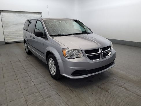 Used 2018 Dodge Grand Caravan SE w/ UConnect Hands-Free Group FWD image 13