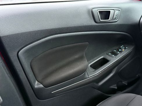 Used 2021 Ford EcoSport SE image 30