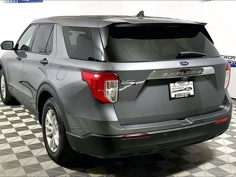 Certified 2021 Ford Explorer 2WD image 8