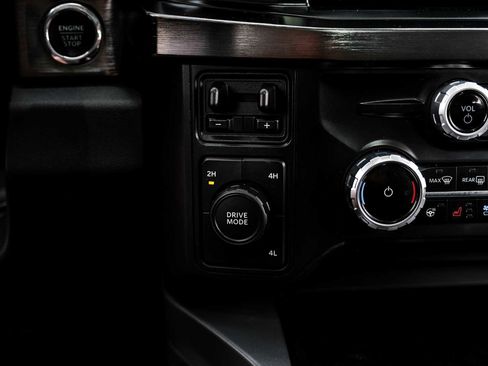 Used 2023 Ford F450 Lariat w/ Lariat Ultimate Package image 31