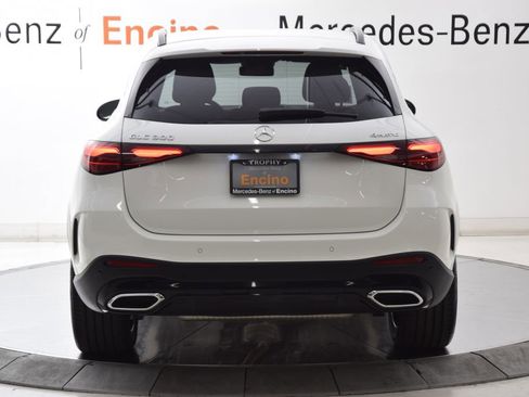 Certified 2023 Mercedes-Benz GLC 300 4MATIC image 5