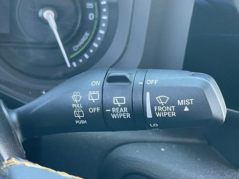 Used 2024 Jeep Wrangler Unlimited w/ Convenience Group AWD/4WD image 48