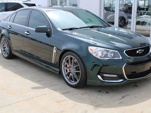 Used 2017 Chevrolet SS image 1