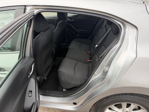 Used 2016 MAZDA MAZDA3 i Sport w/ Preferred Equipment Package image 12