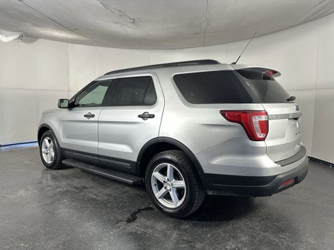 Used 2019 Ford Explorer 4WD w/ Class III Trailer Tow Package image 9