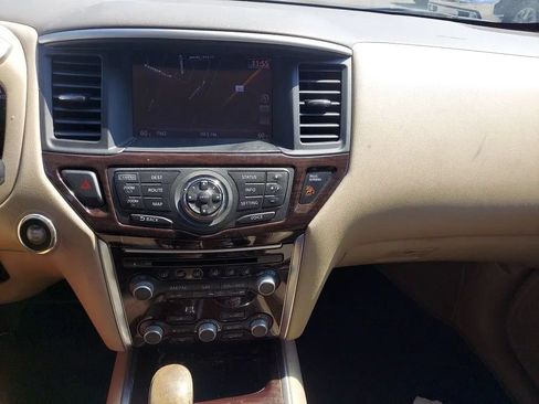 Used 2015 Nissan Pathfinder Platinum FWD image 10