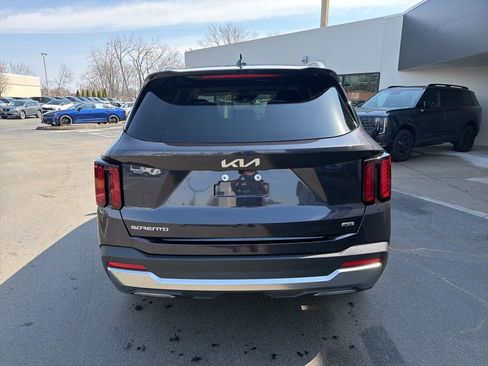New 2026 Kia Sorento EX image 7