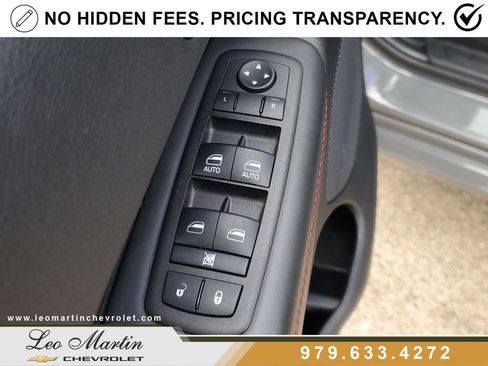 Used 2024 Dodge Durango GT RWD image 20
