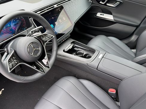 New 2026 Mercedes-Benz E 350 Sedan image 9
