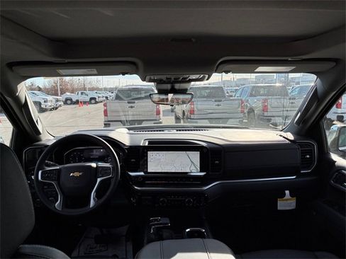 New 2026 Chevrolet Silverado 1500 LTZ w/ LTZ Premium Package image 19