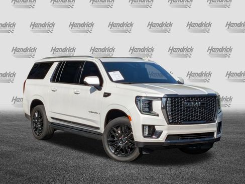 Used 2024 GMC Yukon XL Denali Ultimate image 2