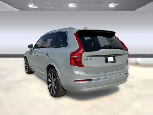 Used 2024 Volvo XC90 B6 Ultimate AWD/4WD image 3