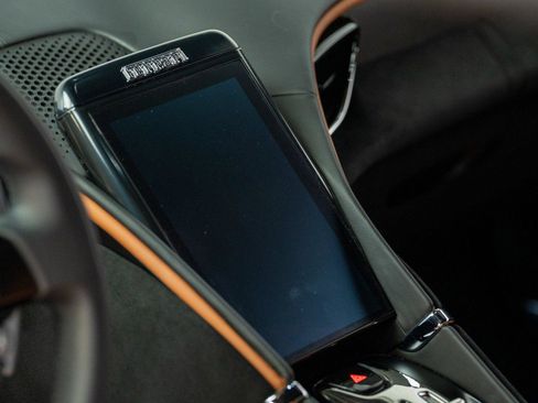 Certified 2022 Ferrari Roma image 37