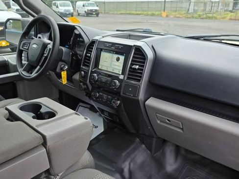 Used 2019 Ford F150 XLT w/ Trailer Tow Package image 16