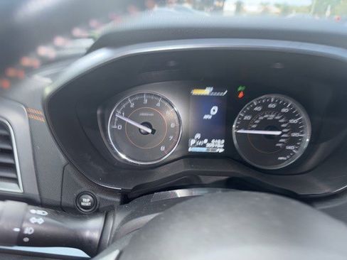 Used 2022 Subaru Crosstrek 2.5i Limited w/ Moonroof Package 2 image 2