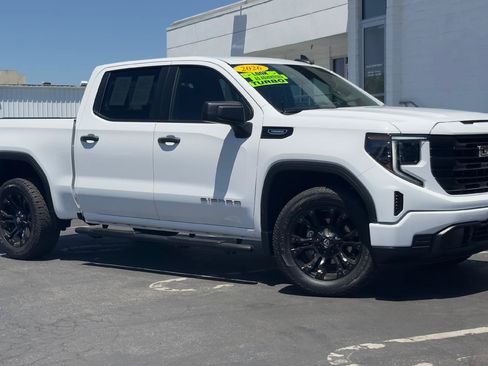 Used 2026 GMC Sierra 1500 Pro w/ Graphite Edition AWD/4WD image 2