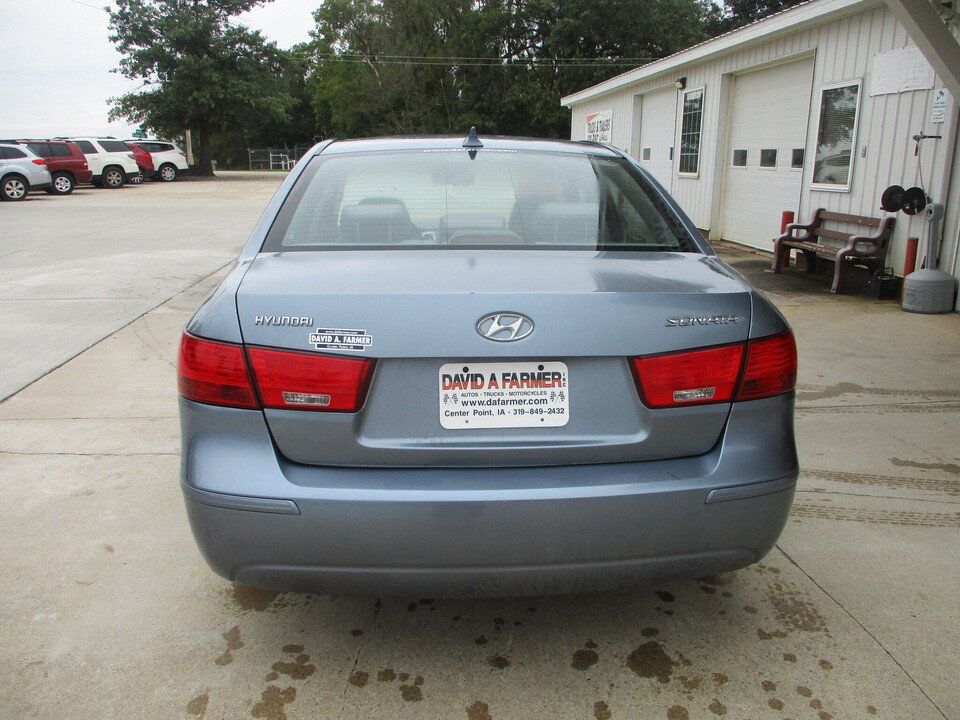 Used 2010 Hyundai Sonata GLS FWD image 5
