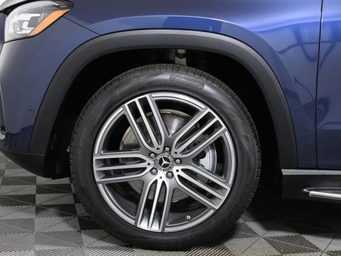 New 2026 Mercedes-Benz GLS 450 4MATIC image 23