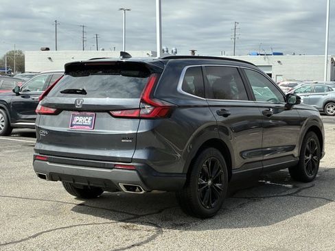 Used 2024 Honda CR-V Sport Touring image 5
