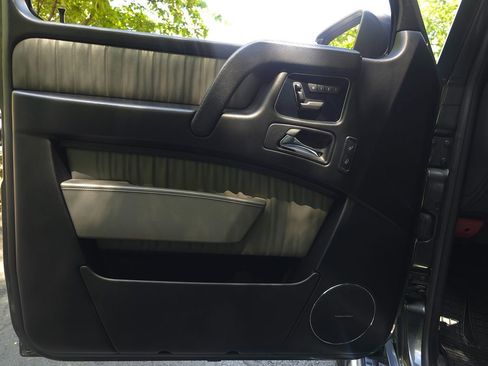 Used 2016 Mercedes-Benz G 550 image 26