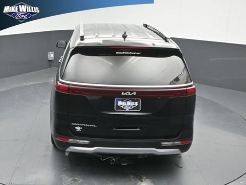 Used 2022 Kia Carnival SX image 14