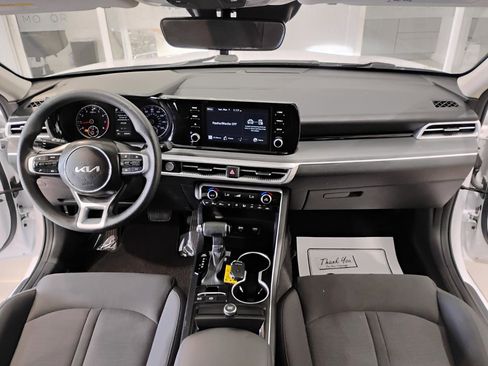 Used 2023 Kia K5 LXS image 22