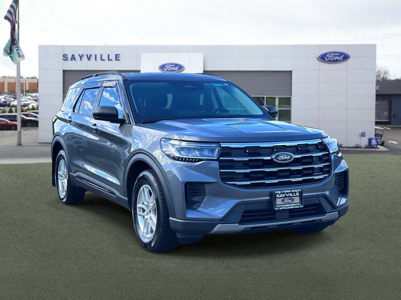 Used 2026 Ford Explorer Active AWD/4WD image 6