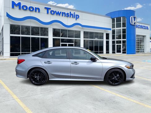 Used 2024 Honda Civic Sport image 7