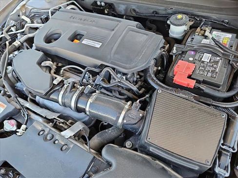 Used 2018 Honda Accord Touring image 22