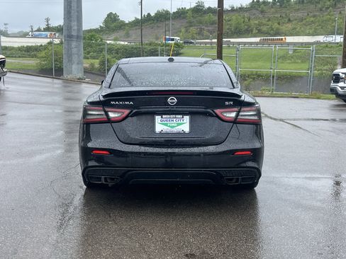 Used 2021 Nissan Maxima SR w/ Sport Mat Group FWD image 6