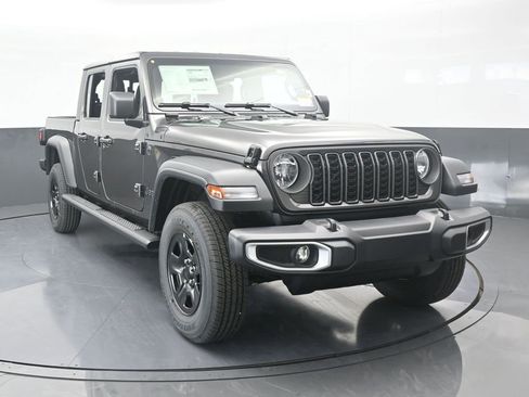 New 2026 Jeep Gladiator Sport image 9