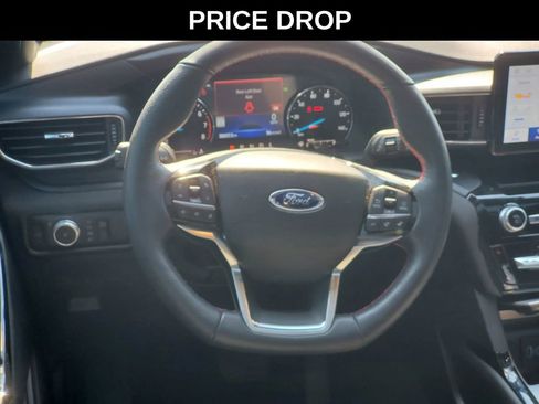 Used 2023 Ford Explorer ST-Line w/ Class IV Trailer Tow Package image 8