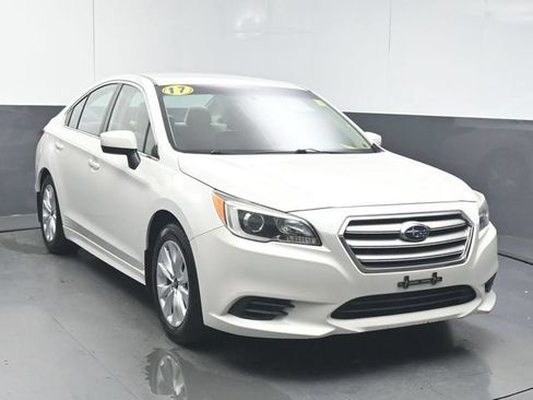 Used 2017 Subaru Legacy 2.5i Premium w/ Popular Package #1 AWD/4WD image 2