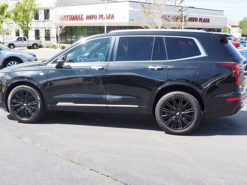 Used 2020 Cadillac XT6 Premium Luxury FWD image 4