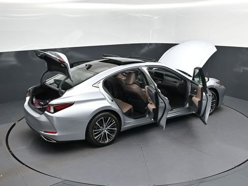 Certified 2025 Lexus ES 350 w/ Premium Package image 49