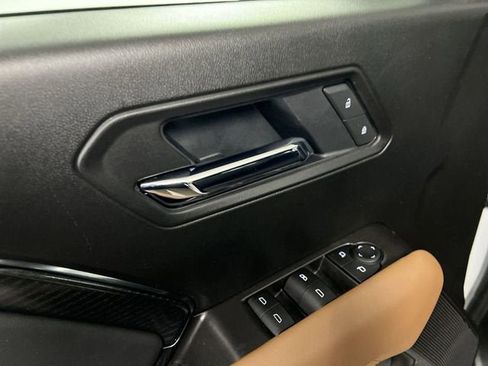 Used 2025 GMC Canyon AT4 image 23