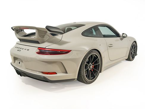 Used 2018 Porsche 911 GT3 RWD image 9