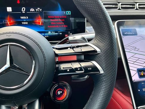 Used 2024 Mercedes-Benz S 63 AMG S image 23