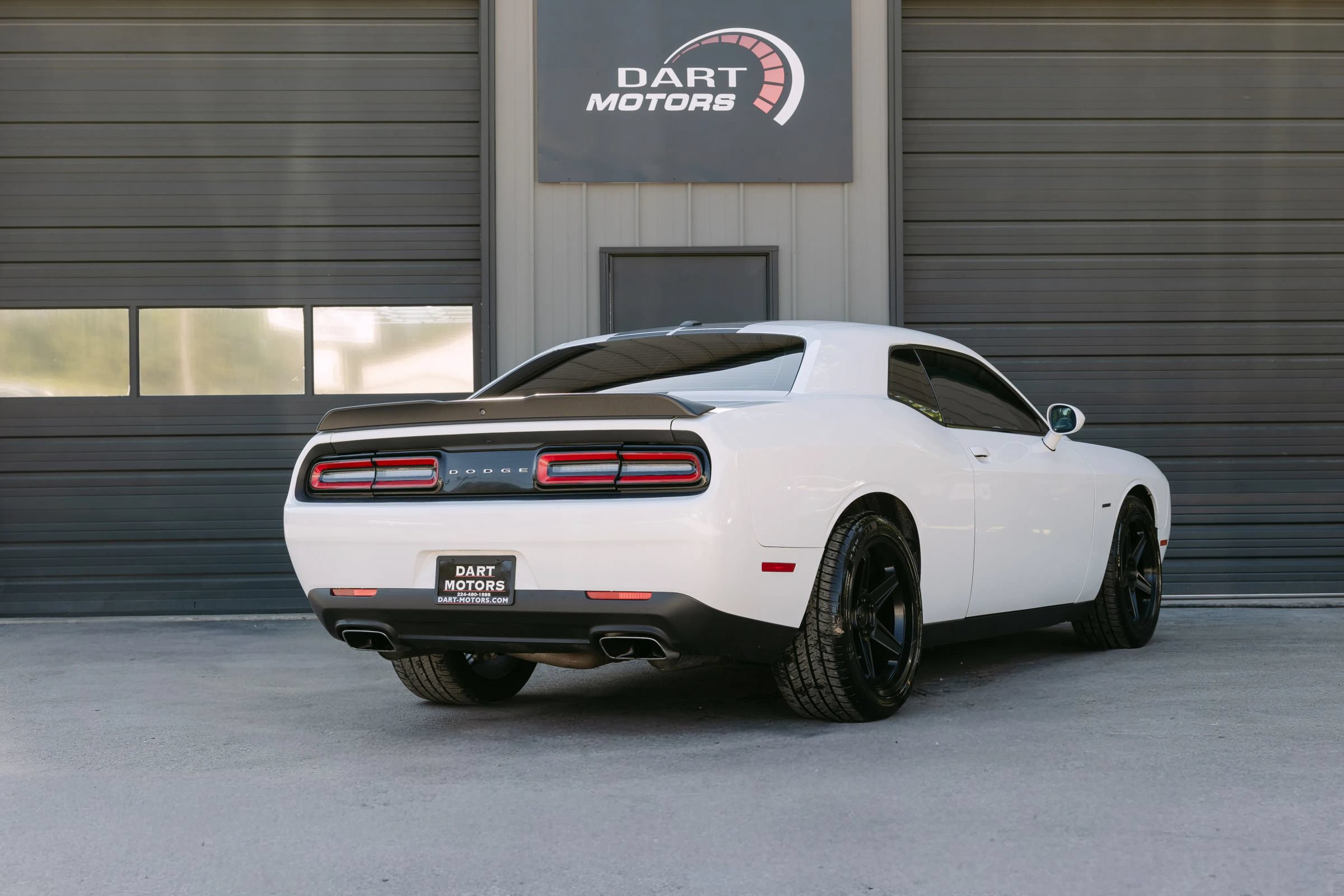 Used 2017 Dodge Challenger R/T w/ Blacktop Package RWD image 7
