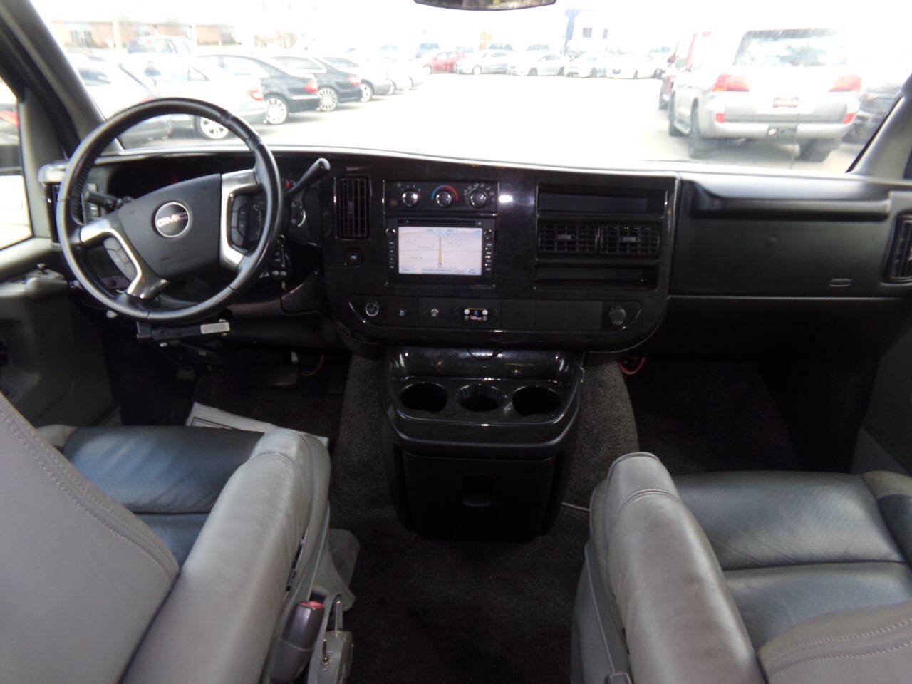 Used 2010 GMC Savana 1500 w/ Preferred Equipment Group RWD image 16