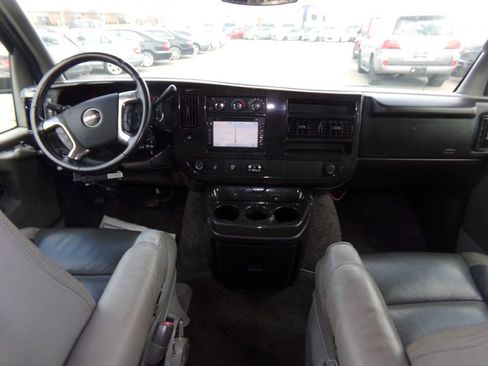 Used 2010 GMC Savana 1500 w/ Preferred Equipment Group RWD image 16
