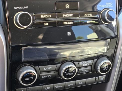 Used 2021 Subaru Ascent Premium w/ Convenience Package image 24