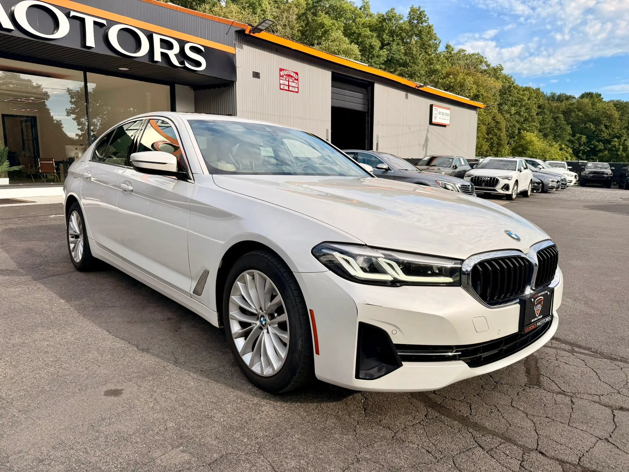 Used 2022 BMW 530i xDrive w/ Premium Package AWD/4WD image 10