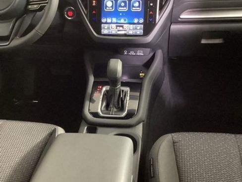 Used 2025 Subaru Forester Premium image 20
