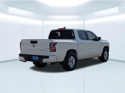 Certified 2024 Nissan Frontier SV w/ Tow Package RWD image 7