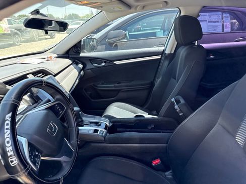 Used 2018 Honda Civic EX image 17