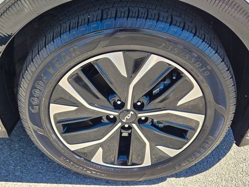 Used 2023 Kia EV6 Wind image 9