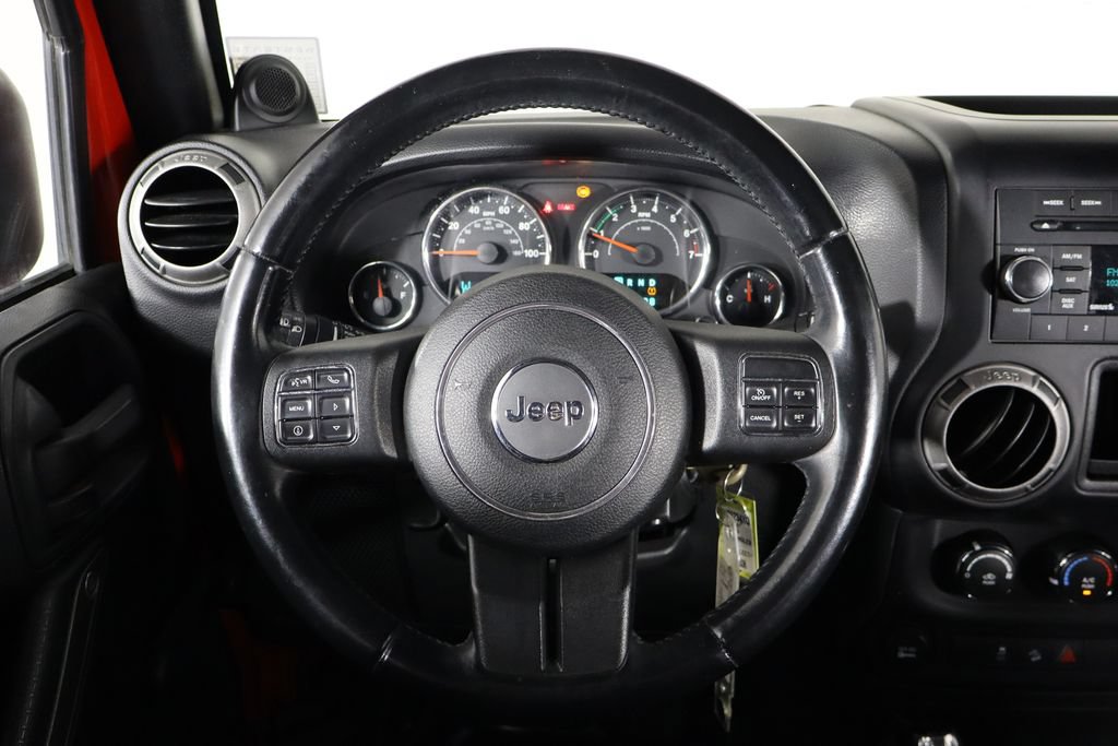 Used 2014 Jeep Wrangler Unlimited Sport w/ Connectivity Group AWD/4WD image 7