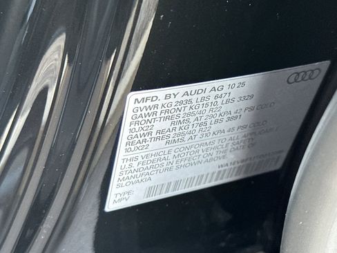 New 2026 Audi Q8 Premium Plus image 26